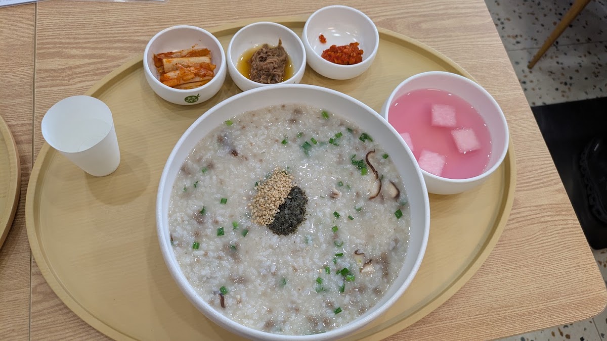 本粥与拌饭明洞店 参考图 1